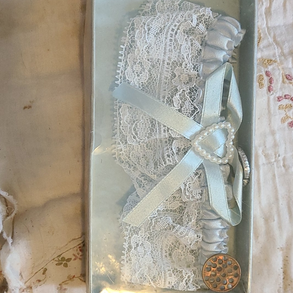 wedding garter